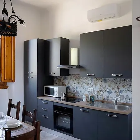 Un Passo Dalle Torri Apartamento