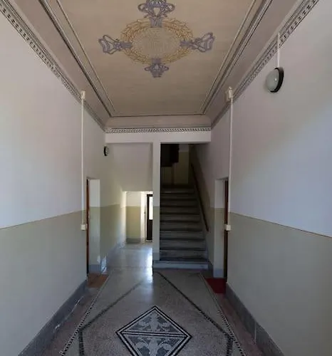 Un Passo Dalle Torri Апартаменты